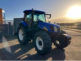 New Holland TS 135 A / 2004 / 9 444 üzemóra
