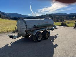 Eladó Bauer 5000 literes szippantó pótkocsi