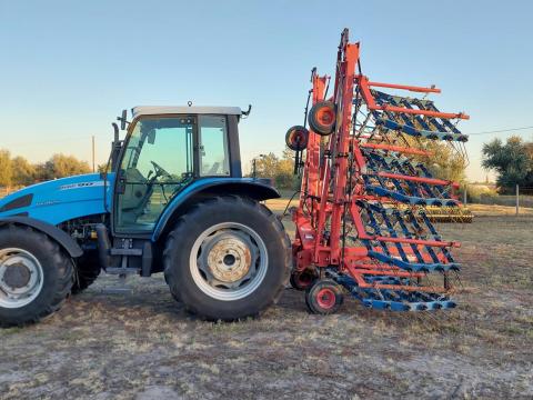 Eladó Hatzenbichler gyomfésű 12 méteres, hidraulikus nyitás-csukás