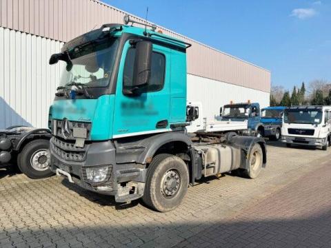 Mercedes-Benz Arocs 1842 LS 4x4 HAD / 2015 / 598 160 km / Lízing 20%-tól