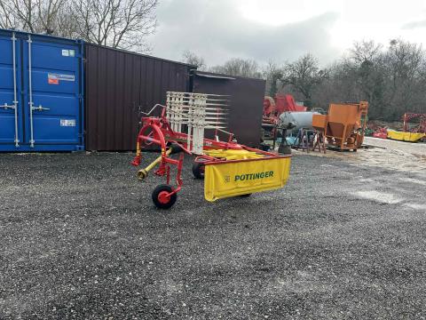 Pöttinger Top 380 N rendképző, rendsodró