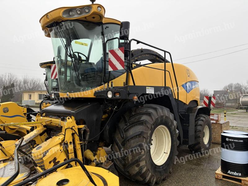 NEW HOLLAND FR9040 4WD