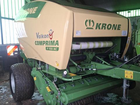 Eladó Krone Comprima F155XC körbálázó Eladó Krone Comprima F155XC körbálázó