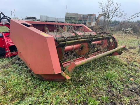 Hesston 7650 Silózóasztal