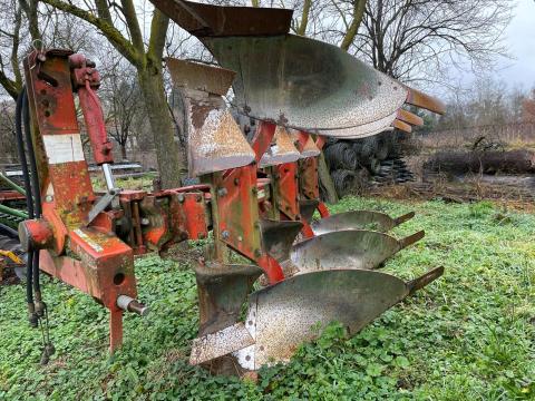 Kverneland 3 fejes váltvaforgatós eke