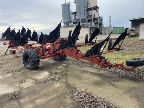 Gregoire Besson SPEL B9 7 fejes váltvaforgató eke Gregoire Besson SPEL B9 7 fejes váltvaforgató eke