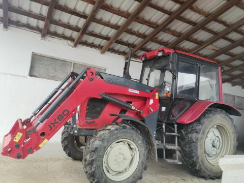 MTZ 952.3 JX80 homlokrakódóval