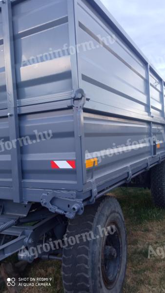 HW 8011 pótkocsi eladó kiváló állapotban