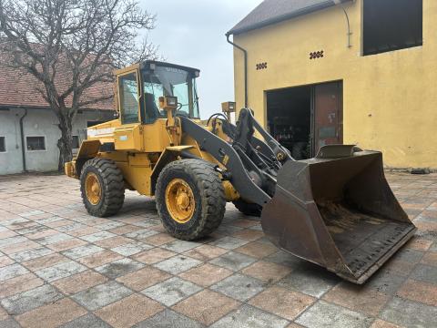 Eladó Volvo L70C homlokrakodó Eladó Volvo L70C homlokrakodó