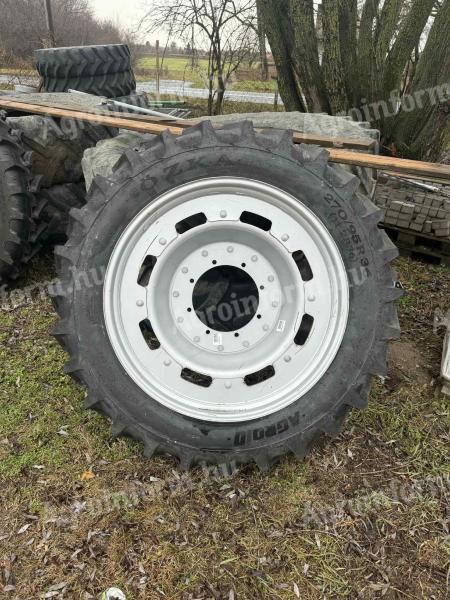 Ápolókerék párban New Holland,  Case,  Steyr stb.. traktorokra. Özka 270/95 R36 szerelt kerék