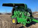 John Deere 960 bálázó