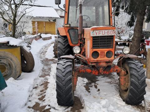 MTZ 82 MUSZAKIVAL ELADO
