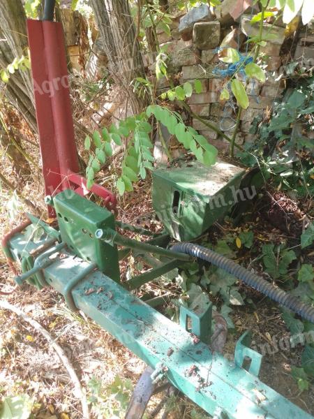 Eladó 4 soros SPC vetőgép