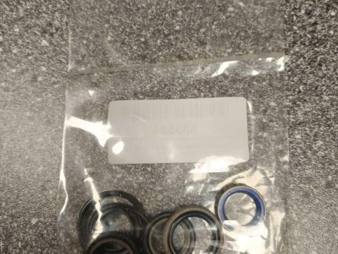 Tömítőkészlet mérőhengerhez H413, H415, F683594