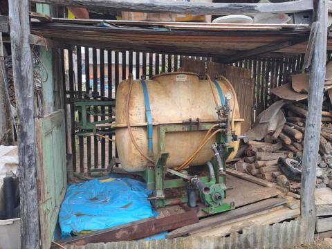 Szántóföldi permetező jó műszaki állapotban