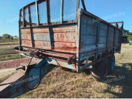 T088 trágyaszóró eladó