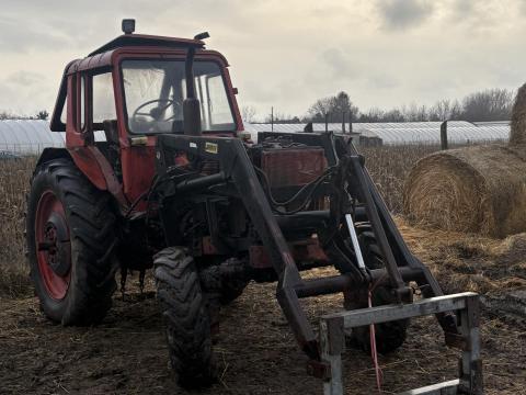 Eladó 82-es kisfülkés traktor és MTZ 80-as kisfülkés
