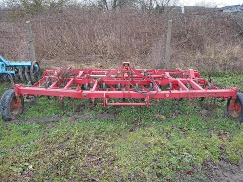 Kombinátor Kombinátor