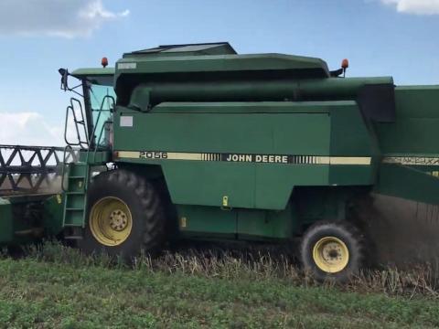 John Deere 2056 kombájn eladó
