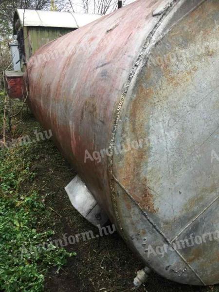 Tisztavizes alumínium tartály eladó