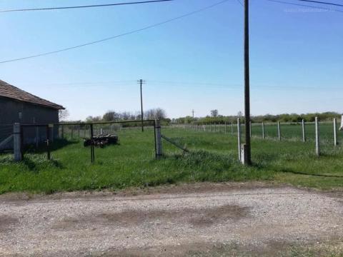 Egerfarmoson építési telek eladó