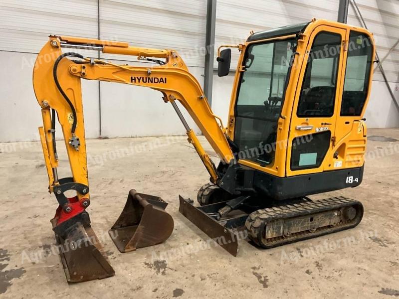 Hyundai Robex 18-9 / 2019 / 1 347 h üzemóra / Lízing 20%-tól