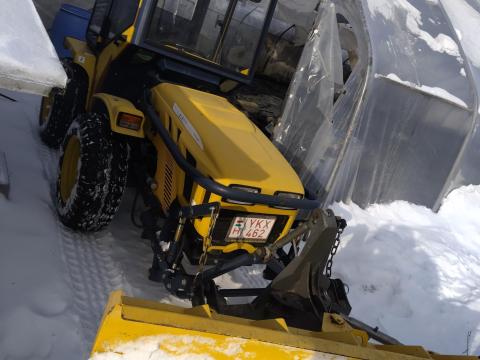 Hittner traktor 36 LE motorral, hótolóval, 5 év műszaki vizsgával