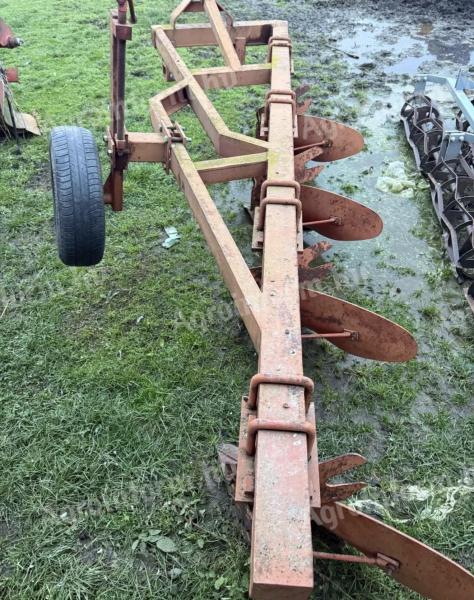 4 fejes eke új kereszttengellyel