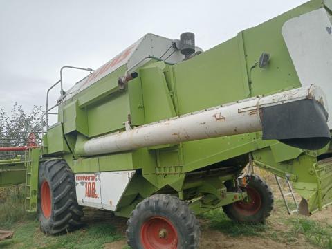 Claas Dominator 108 + Claas Multimaster kukorica adapter eladó Claas Dominator 108 + Claas Multimaster kukorica adapter eladó