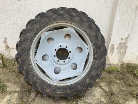 MTZ művelőkerék,  75%-os gumik