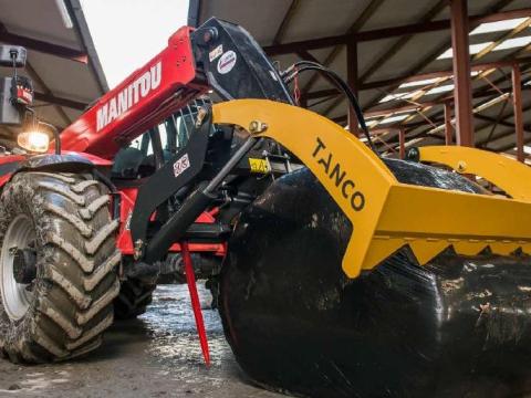 Tanco i73 bálaszelő adapter PÁLYÁZHATÓ Tanco i73 bálaszelő adapter PÁLYÁZHATÓ