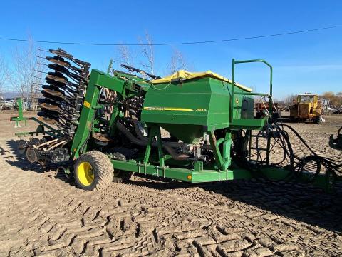 John Deere 740 A mulcsvetőgép