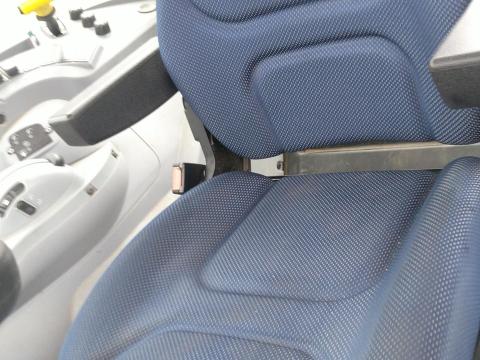 Eladó New Holland T.5.95 2021-es légrugós traktorülés