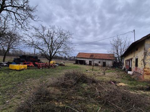 Tanya birtok szántó