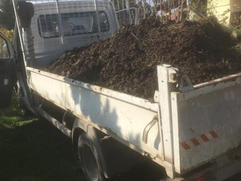 Érett trágya rendelés Pest megyei kiskertekbe