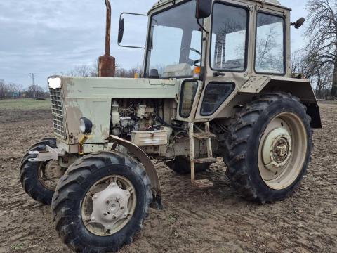 Mtz 82 traktor új gumikkal