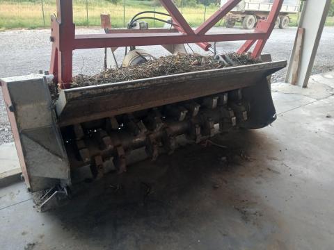 Erdészeti fix kalapácsos mulcsozó Ventura 2 m-es, jó állapotban