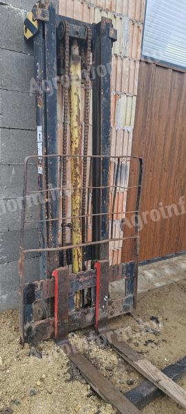 Eladó emelő targonca torony