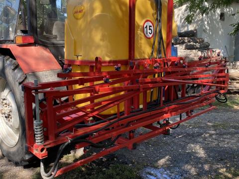 Jar-met függesztett permetező