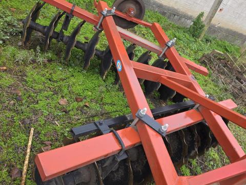 Függesztett V tárcsa HBR 2, 4m