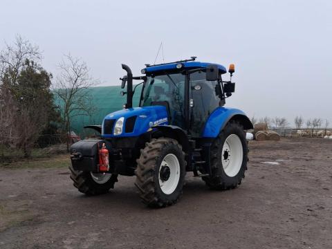 NEW HOLLAND T 6.140 AC traktor nagyon jó állapot,  sok extra