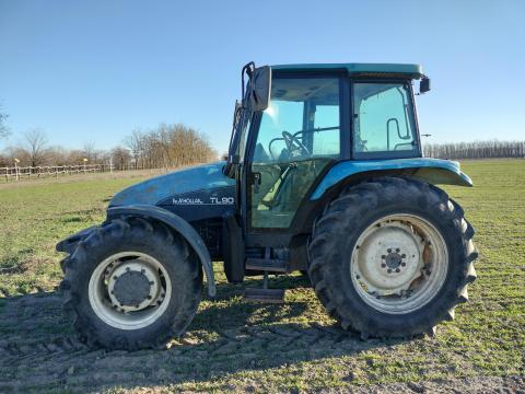 New Holland TL 90