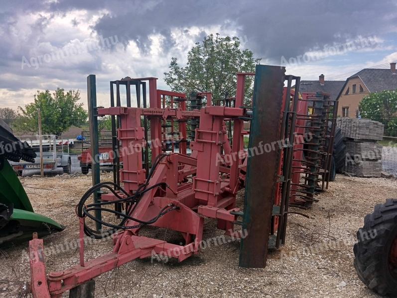 Szántás elmunkáló (4 m)