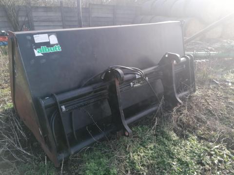 Billenő kanál Volvo jcb