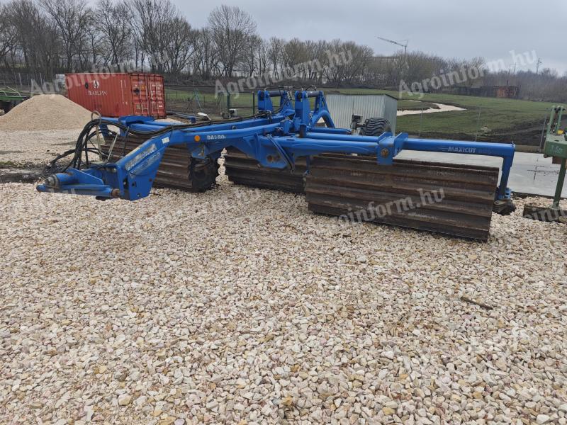 DALBO Maxi cut, 6 m szárzúzó henger