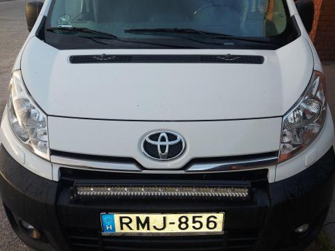 Toyota Proace megkímélt állapotban