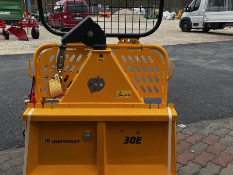 UNIFOREST 30 E csörlő UNIFOREST 30 E csörlő