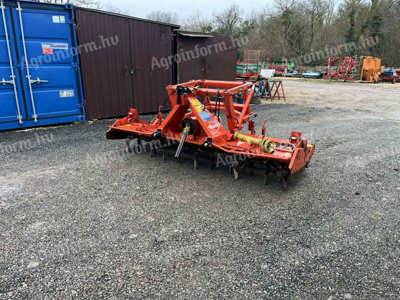 Kuhn HRB 302 forgóborona hidraulikus vetőgép-függesztővel