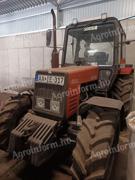 Belarus 820.2 traktor eladó
