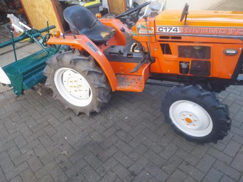 Hinomoto 17LE 4x4 japán kistraktor talajmaróval eladó